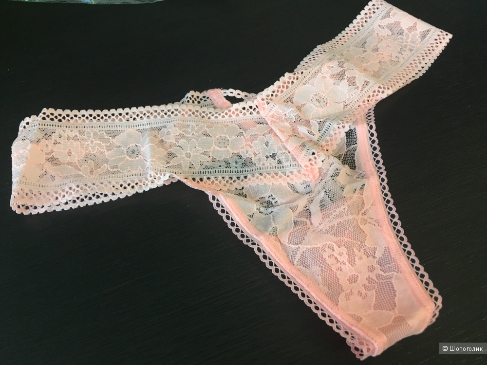 Кружевные стринги Victoria's Secret, размер S (сет из 3 штук)