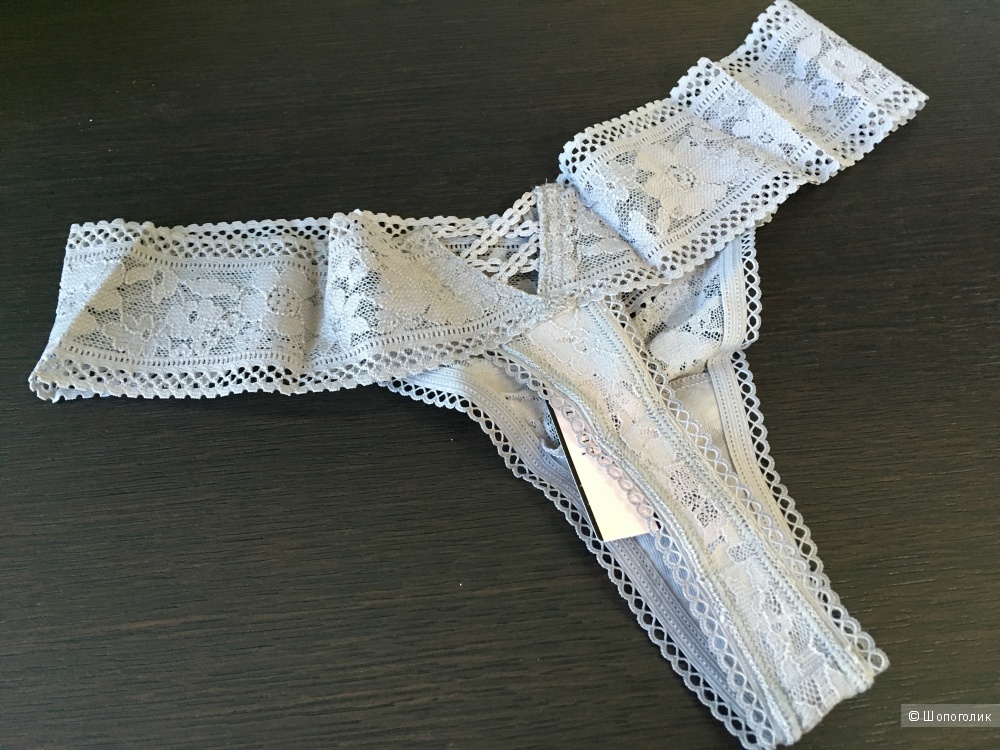 Кружевные стринги Victoria's Secret, размер S (сет из 3 штук)