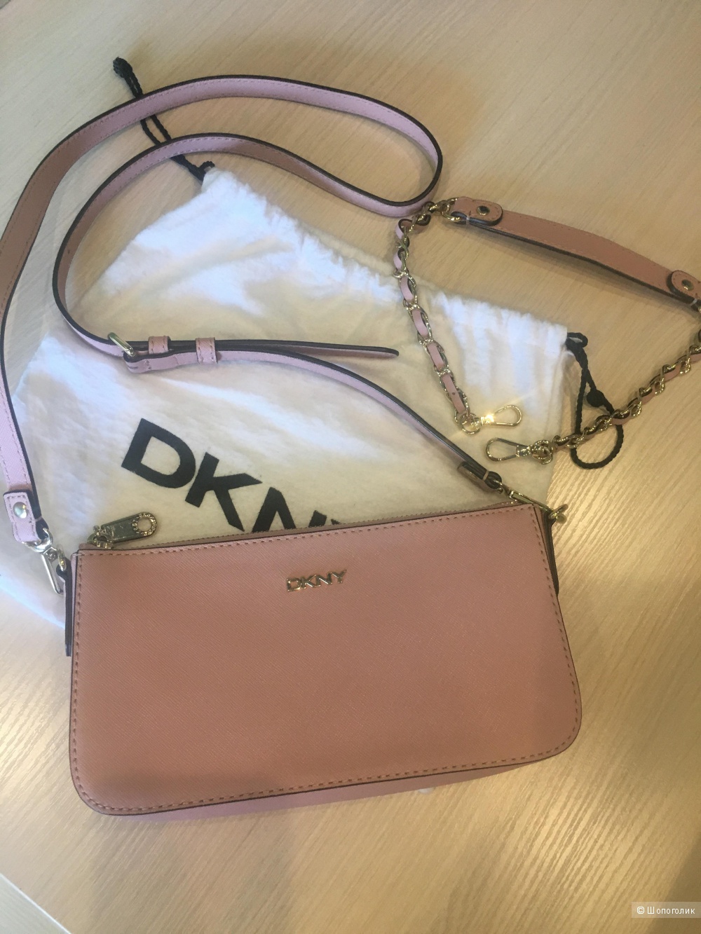 Сумочка DKNY