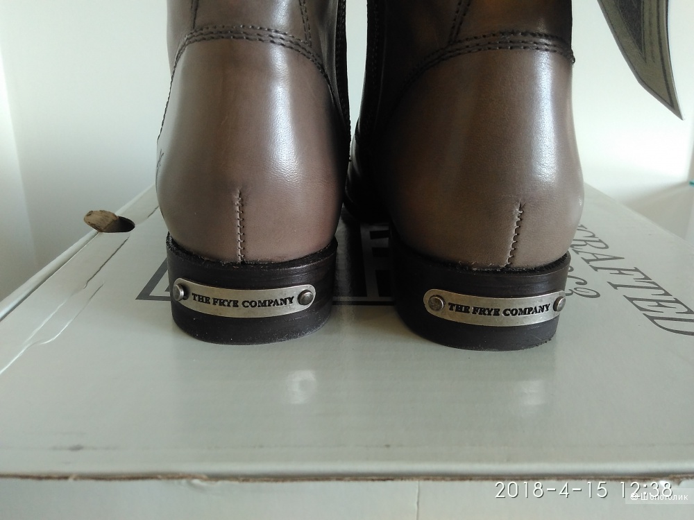 Ботинки кожаные The FRYE Company 38 размер