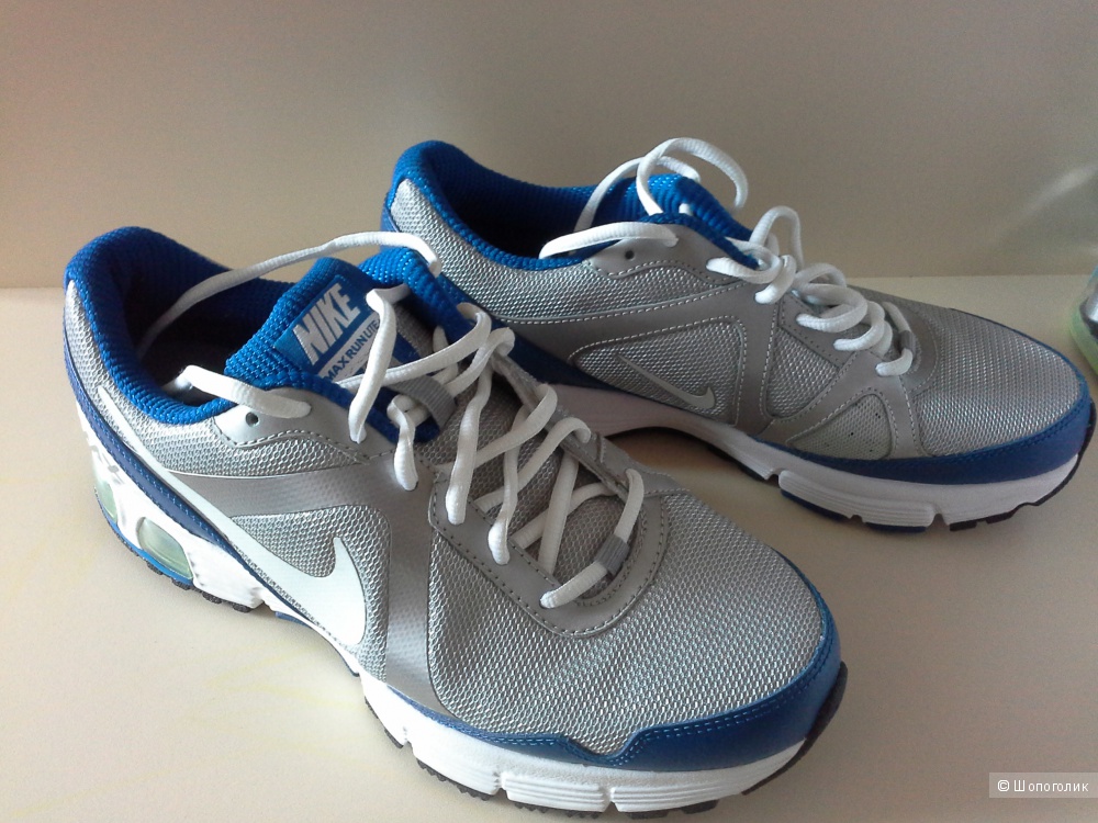 Кроссовки NIKE, размер 41.
