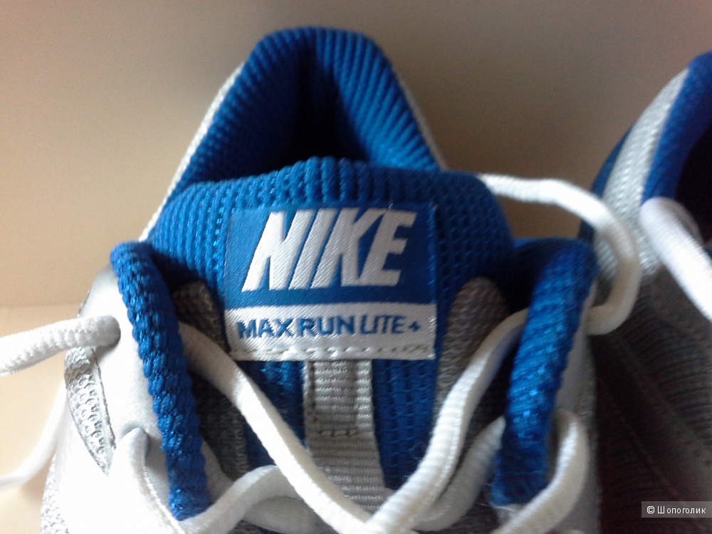 Кроссовки NIKE, размер 41.
