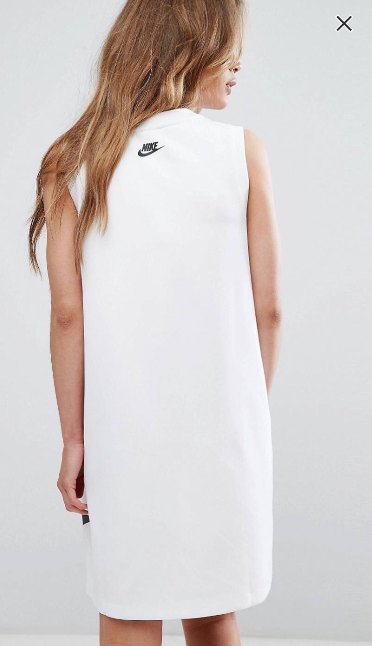 Платье Nike р-р S