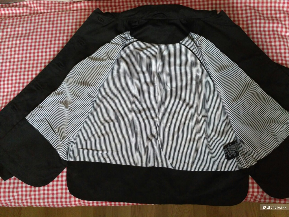 Куртка-ветровка Cristelle, Eur.34
