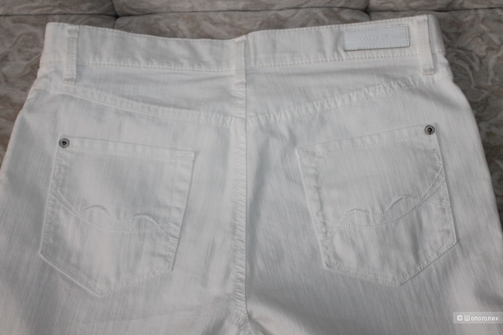 Белые джинсы GARDEUR, размер нем. 40
