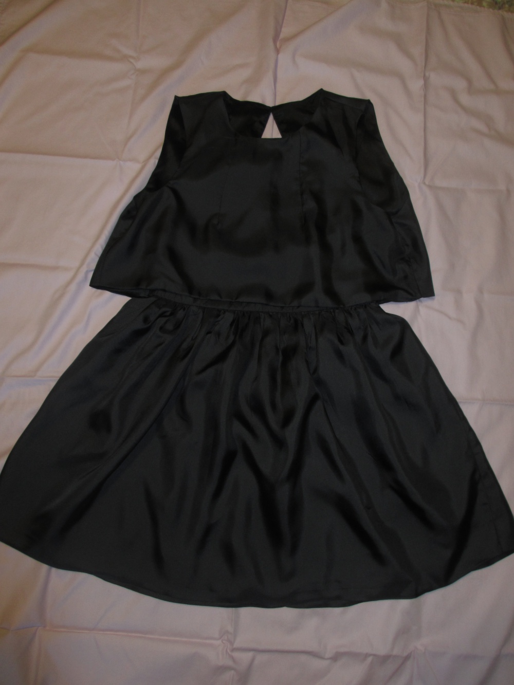 Черное шелковое платье, размер м