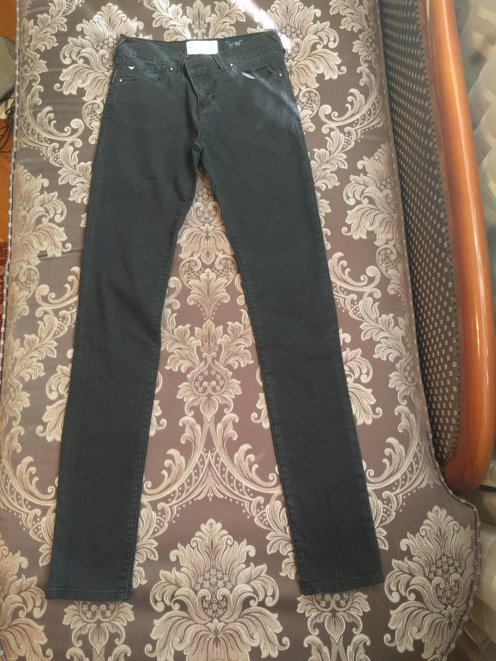 Джинсы Armani Jeans размер W25