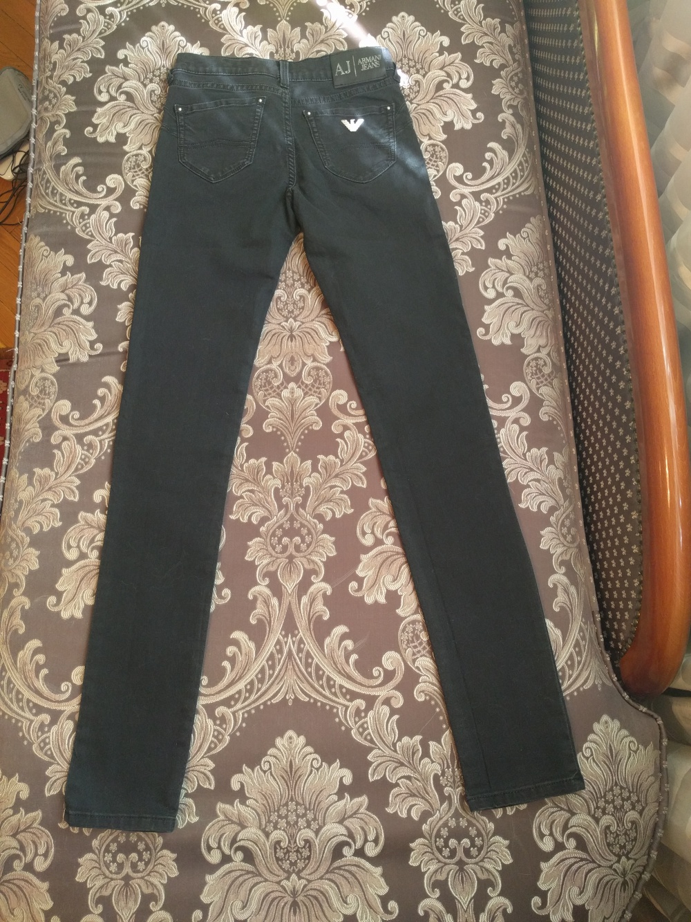 Джинсы Armani Jeans размер W25