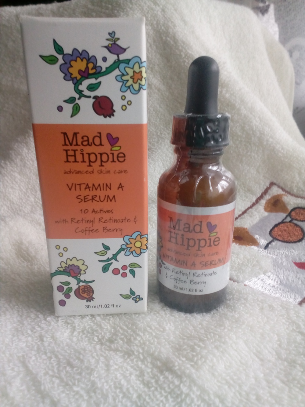 Mad Hippie Skin Care Products, Сыворотка с витамином A, 30мл.