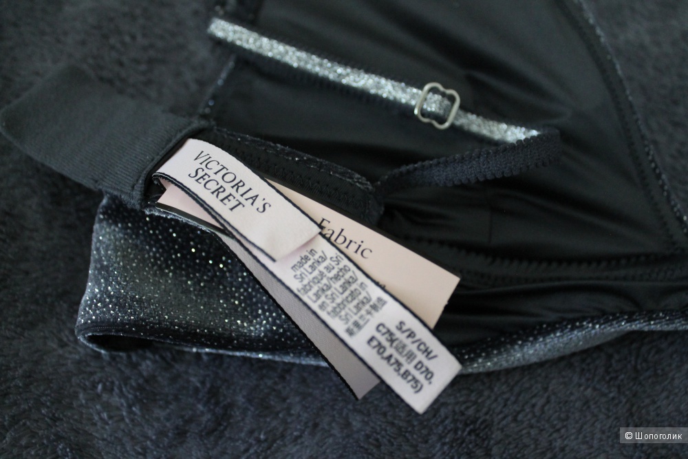 Victoria's Secret комплект Sparkle Velvet Plunge Bralette + Hiphugger Panty, верх S, низ М
