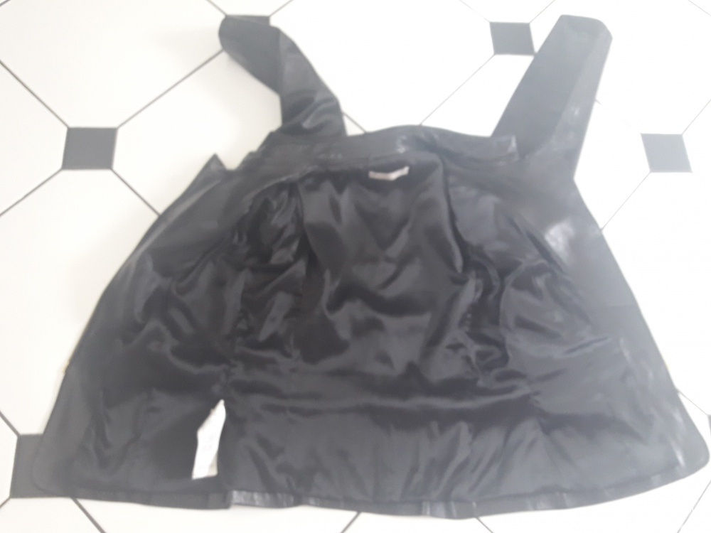 Куртка кожаная Stefanel размер 42