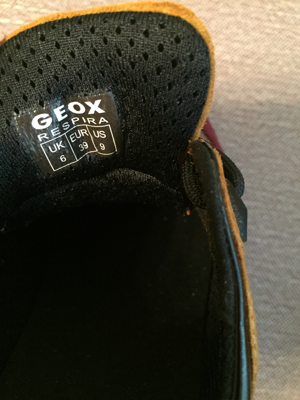 Кроссовки Geox, размер 39