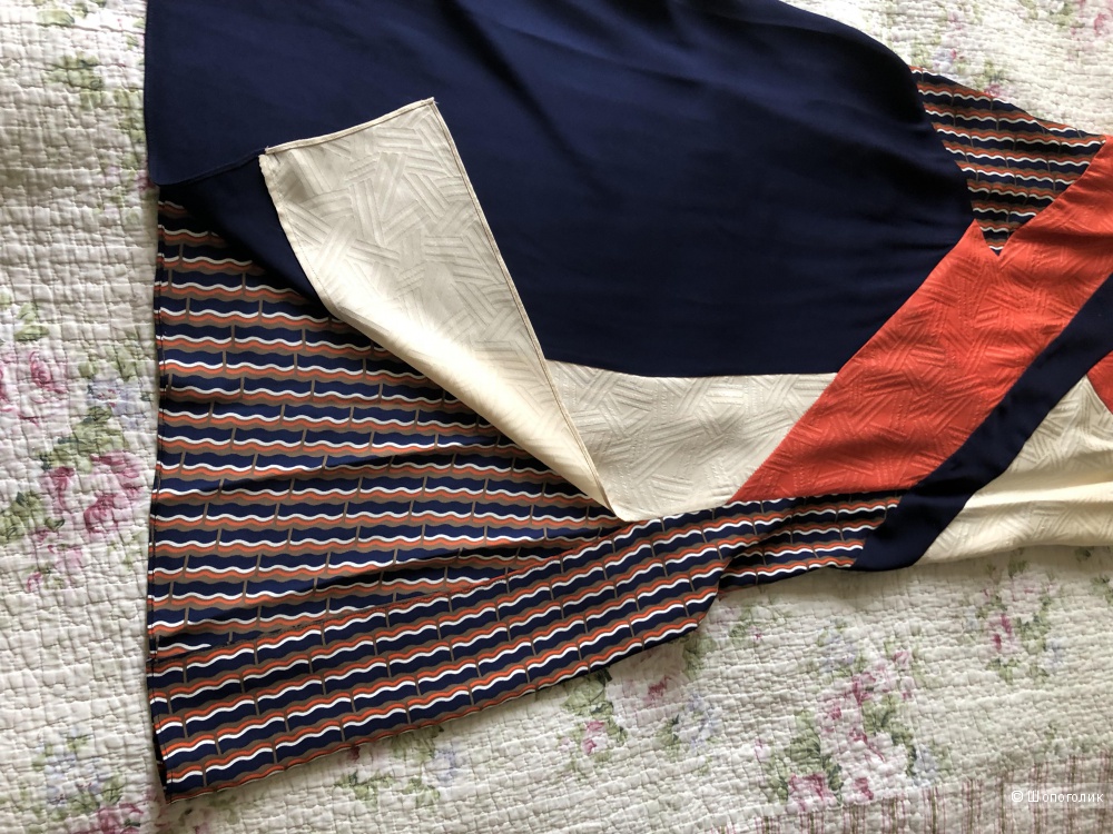 Шелковое платье DIANE VON FURSTENBERG р. 44 (6 US)