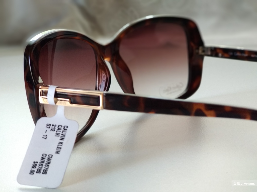 Calvin Klein солнцезащитные очки