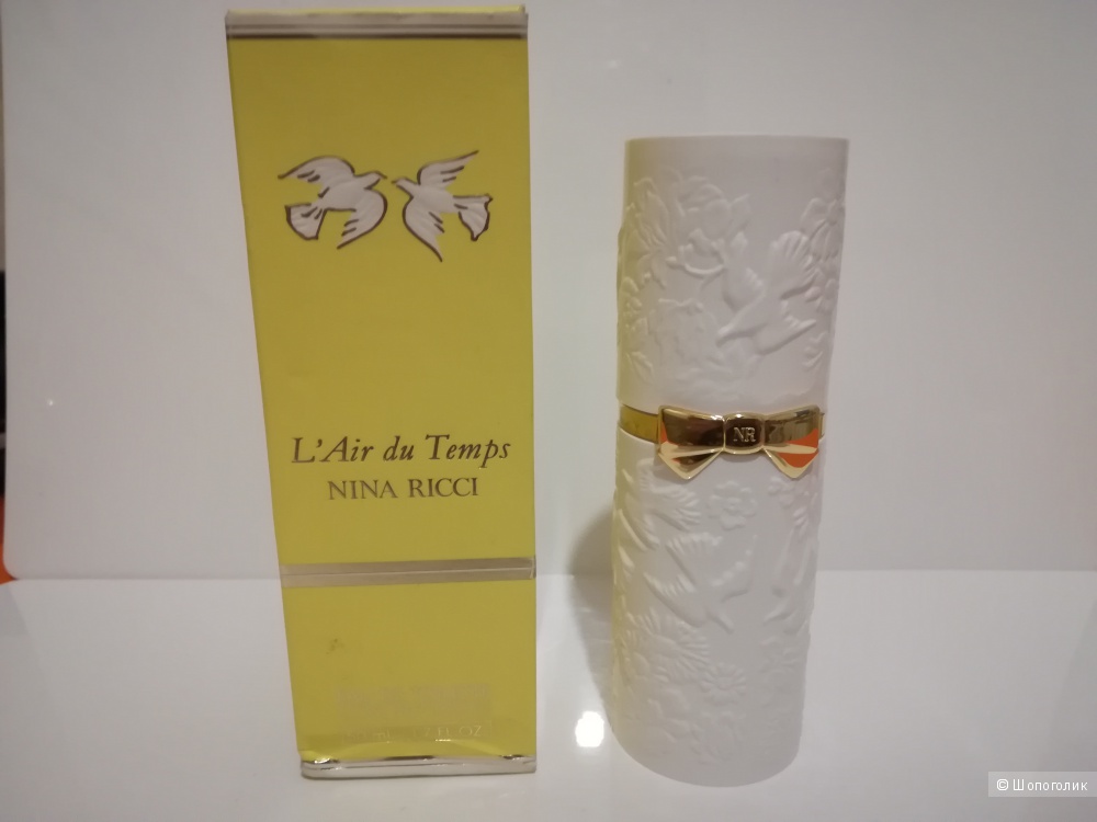Полнообъемный флакон - L'Air du Temps Nina Ricci 50 мл лимитка в кофре.