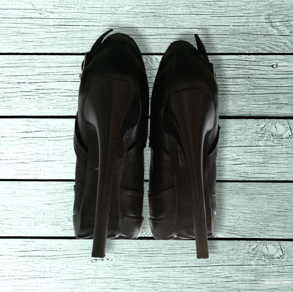 Ботильоны. Ботинки. Burberry. 36/5,37