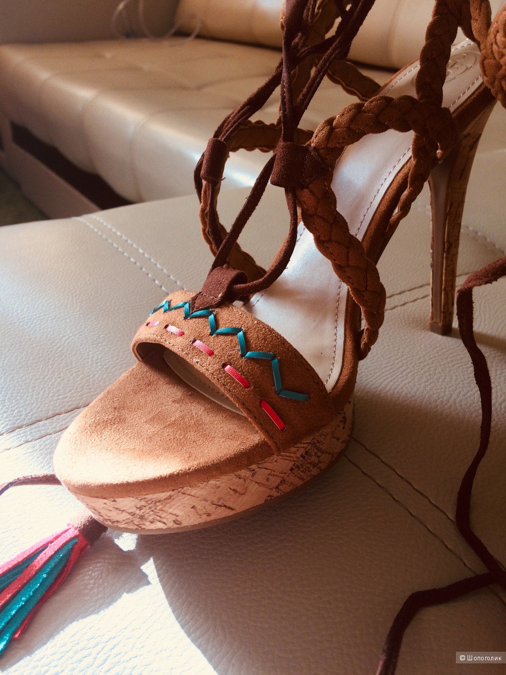 Босоножки GUESS 40-41 размер