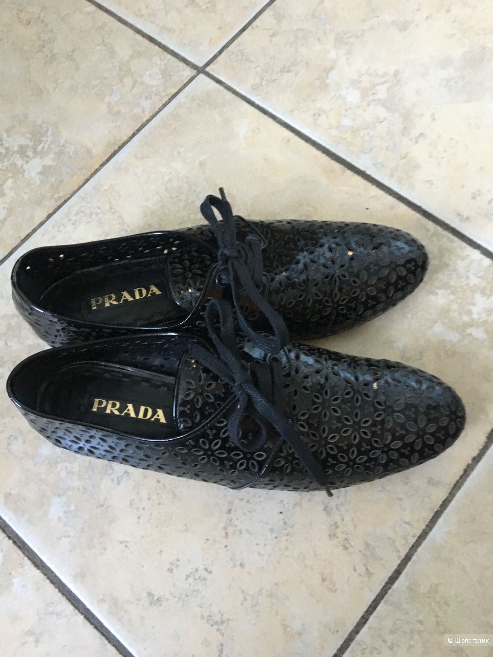 Броги с перфорацией Prada, размер IT 37.