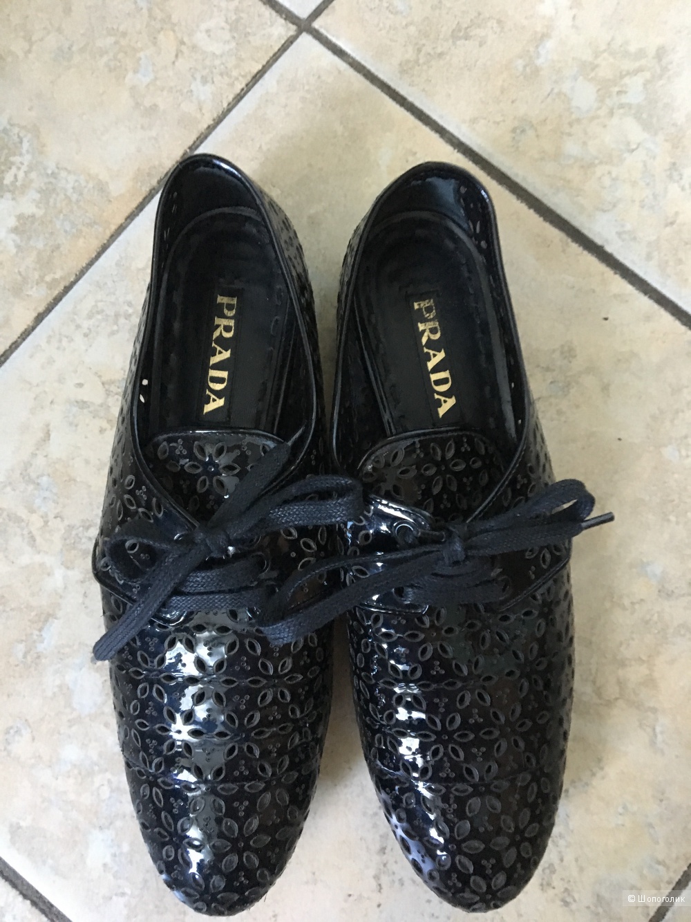 Броги с перфорацией Prada, размер IT 37.