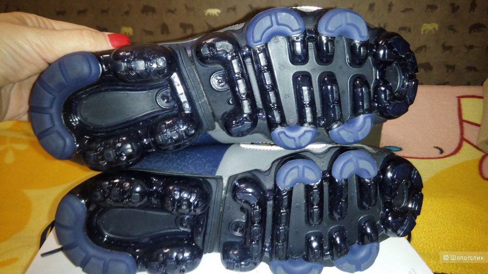 Кроссовки Nike AIR VAPORMAX R, 37-38 размер