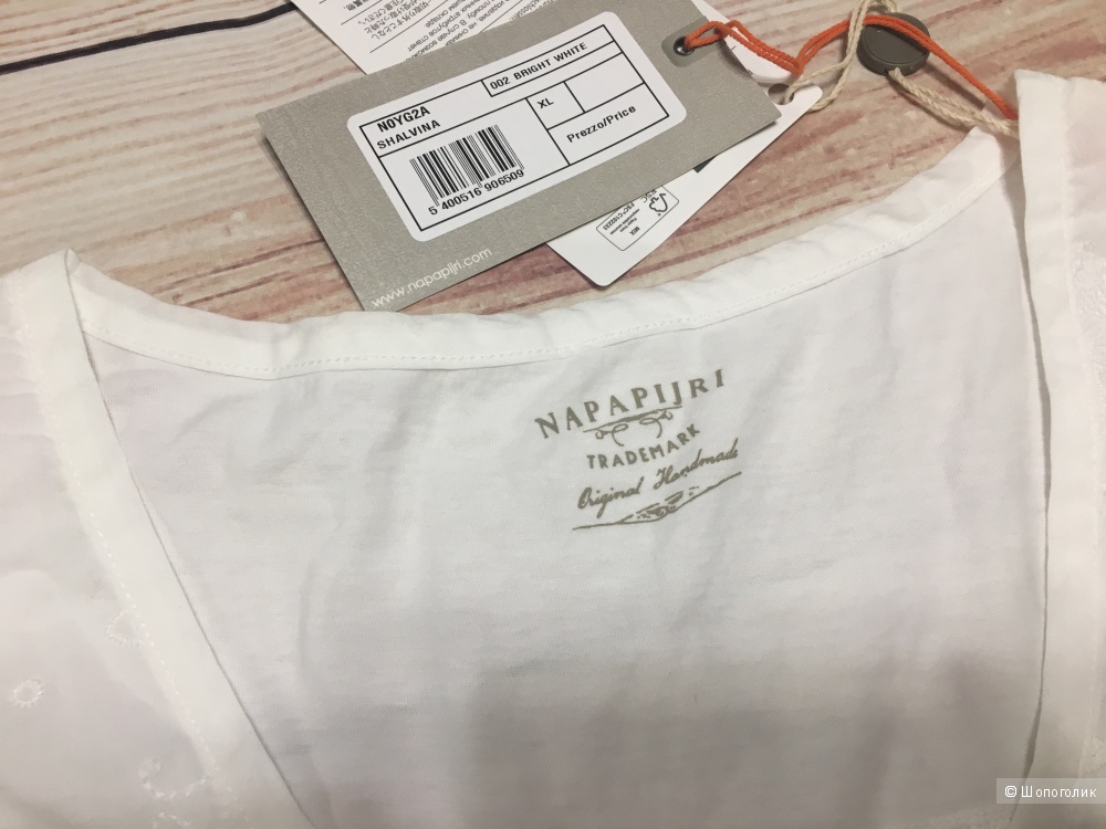 Блузка с шитьем NAPAPIJRI, XL (Международный Размер). На рос. 50-52