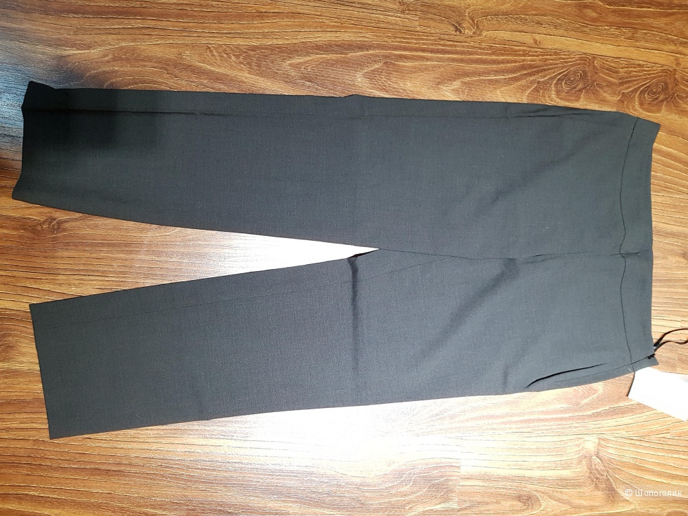 DKNY укороченные брючки. р.44