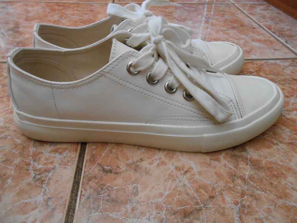 Кроссовки ( кеды ) MANGO р.38-39