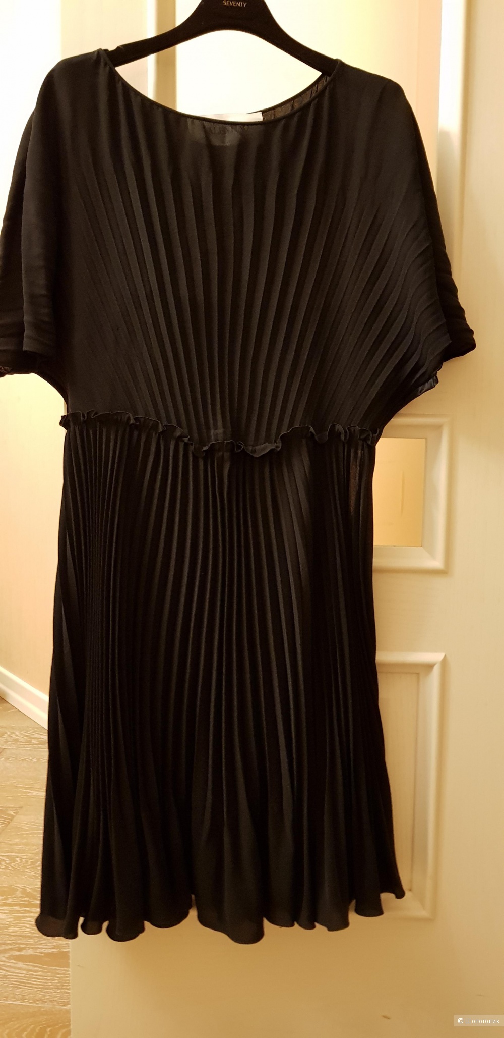 Платье, Valentino , размер 12 US , 46-48 ит. размер.
