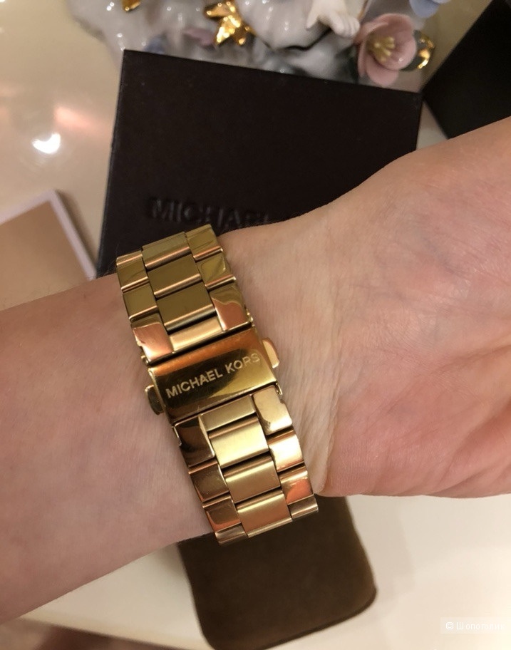 Часы Michael Kors.