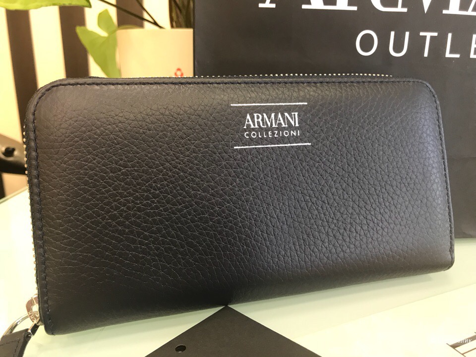 Женский кошелек Armani Collezioni, размер 18,5 см х 9,5 см