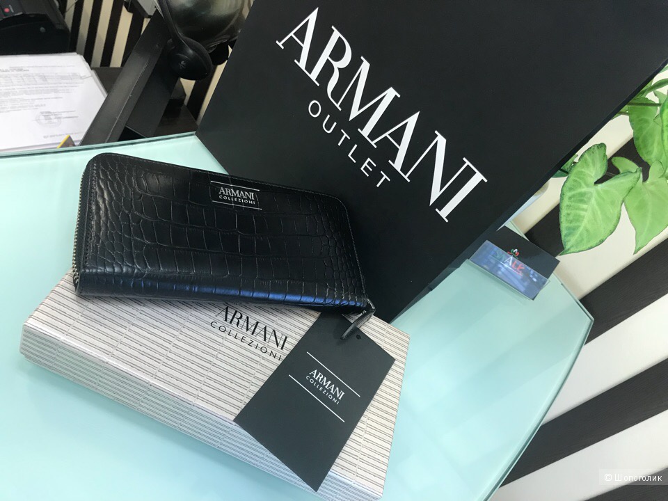 Женский кошелек Armani Collezioni, размеры 18,5 см х 9,5 см