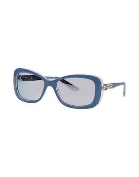 Солнцезащитные очки бренда GUESS