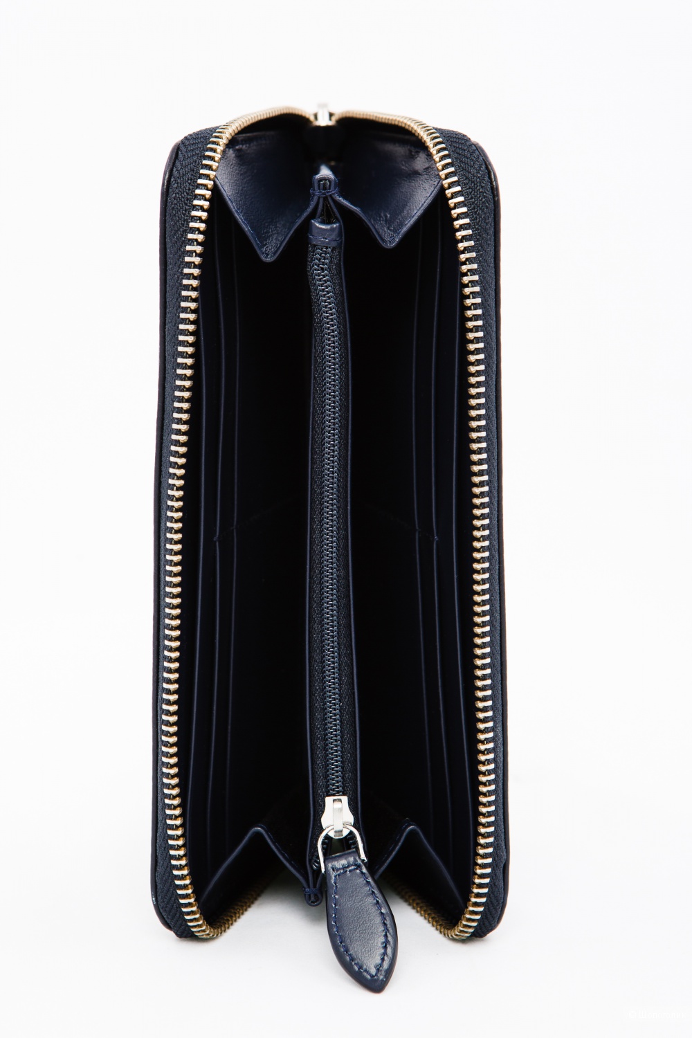 Женский кошелек Armani Collezioni, размер 18,5 см х 9,5 см