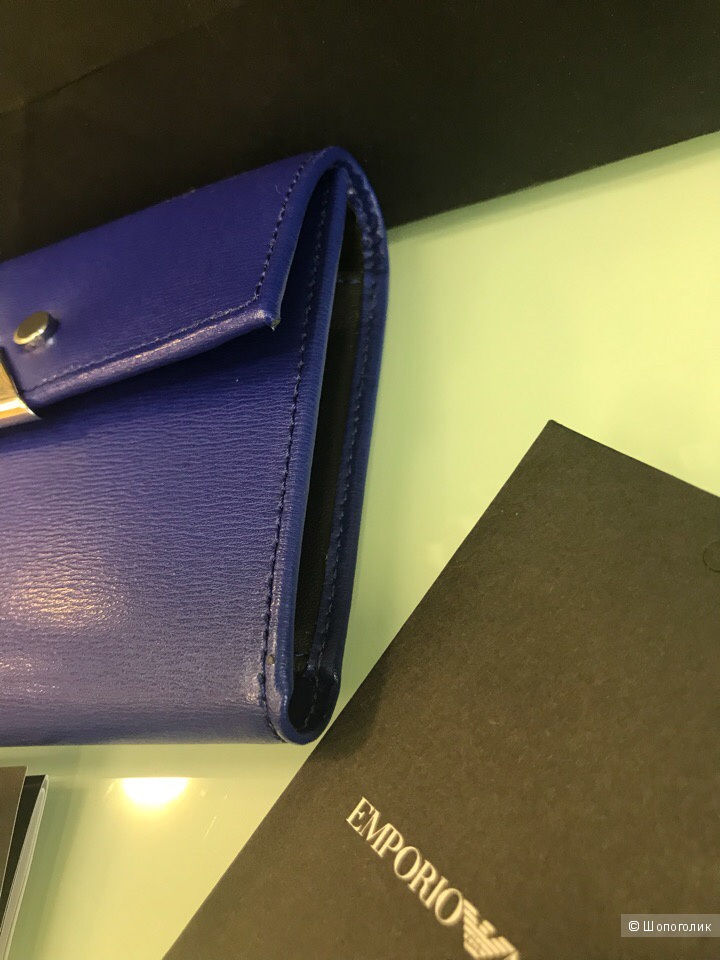 Женский кошелек Emporio Armani, размер 13 см х 11 см