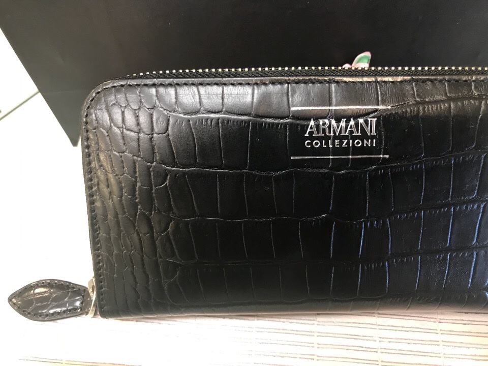 Женский кошелек Armani Collezioni, размеры 18,5 см х 9,5 см
