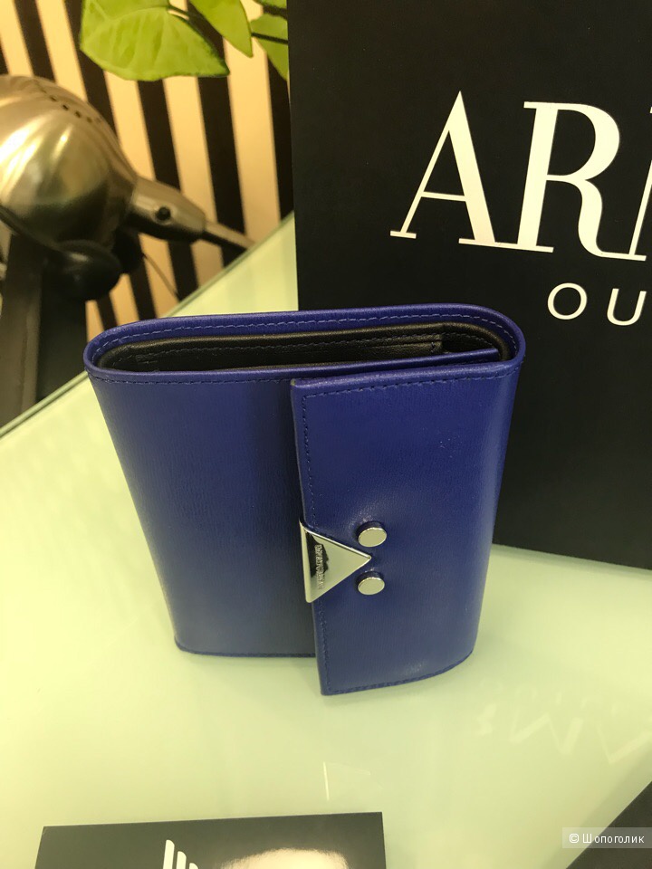 Женский кошелек Emporio Armani, размер 13 см х 11 см