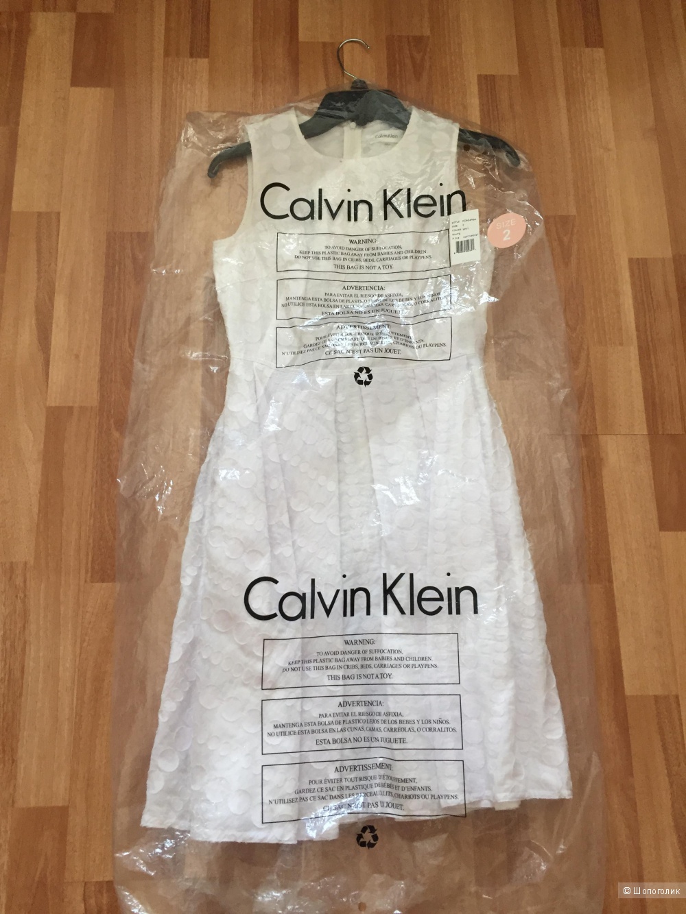 Платье Calvin Klein размер  42