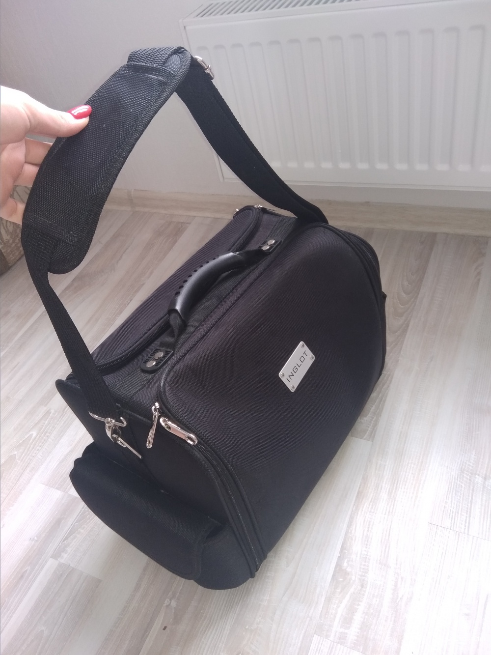 Косметический кейс Inglot
