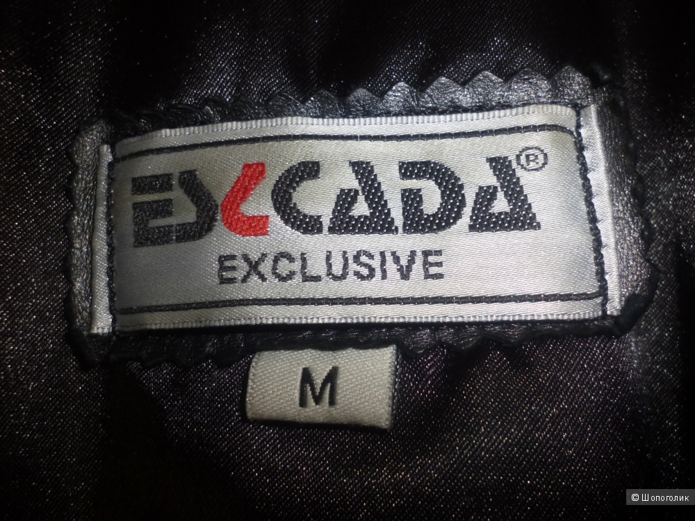 Кожаная куртка ESCADA с капюшоном, размер M (RUS 44,46)