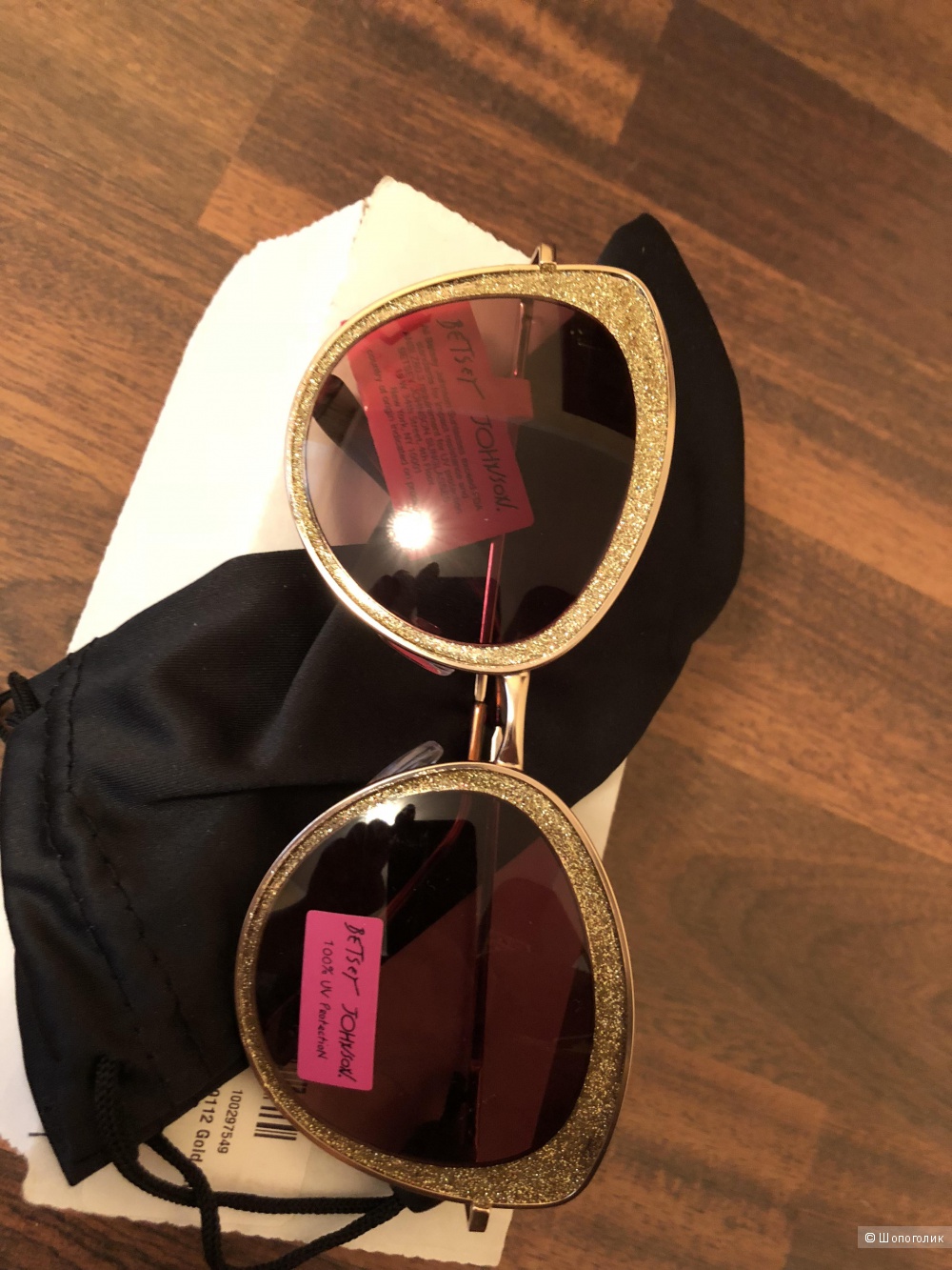 Солнцезащитные очки женские BETSEY JOHNSON