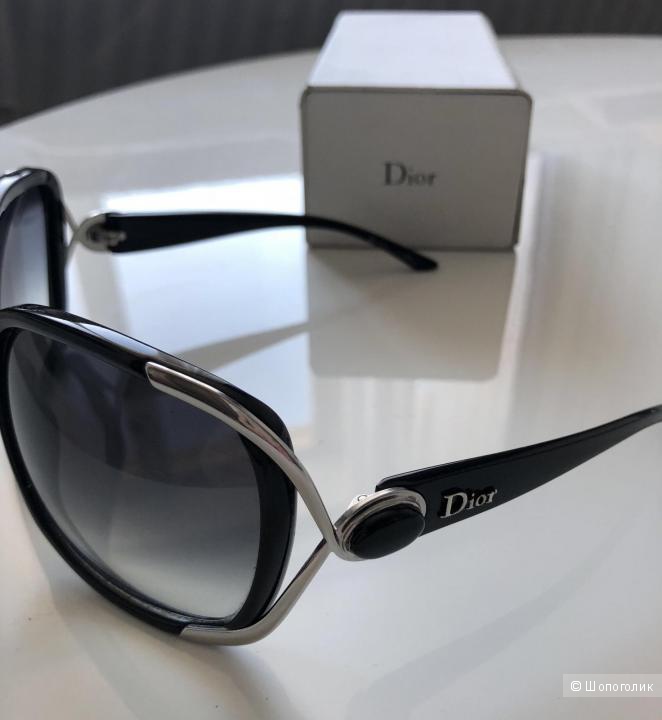 Солнцезащитные очки DIOR