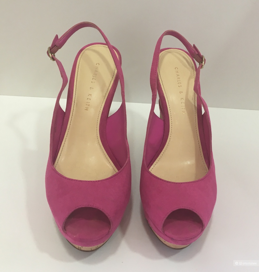 Босоножки CHARLES & KEITH размер 37