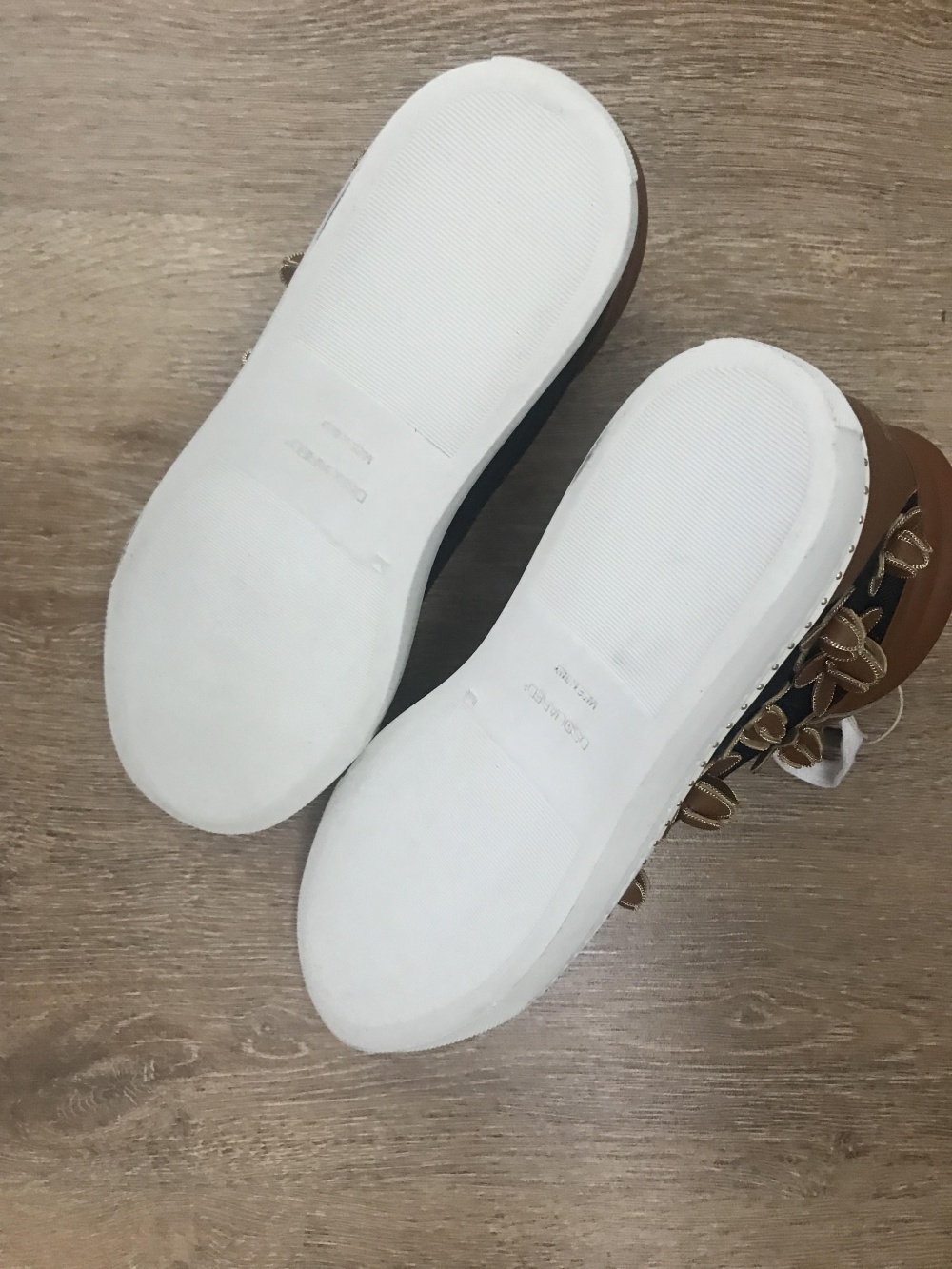 Высокие кроссовки DSquared2 39,5 (идут на 40)