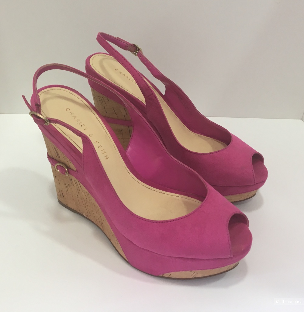 Босоножки CHARLES & KEITH размер 37