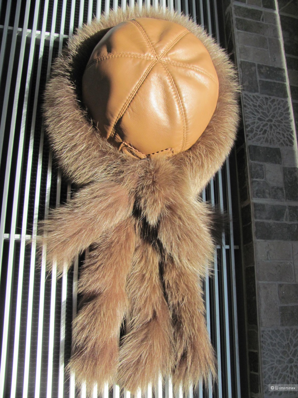 Зимняя шапка из меха лисы Luka-Pelli. Размер S.