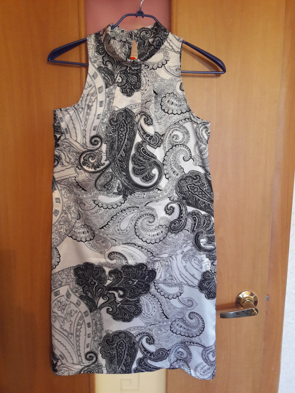 Платье  ZOLLA, М размер + футболка в подарок
