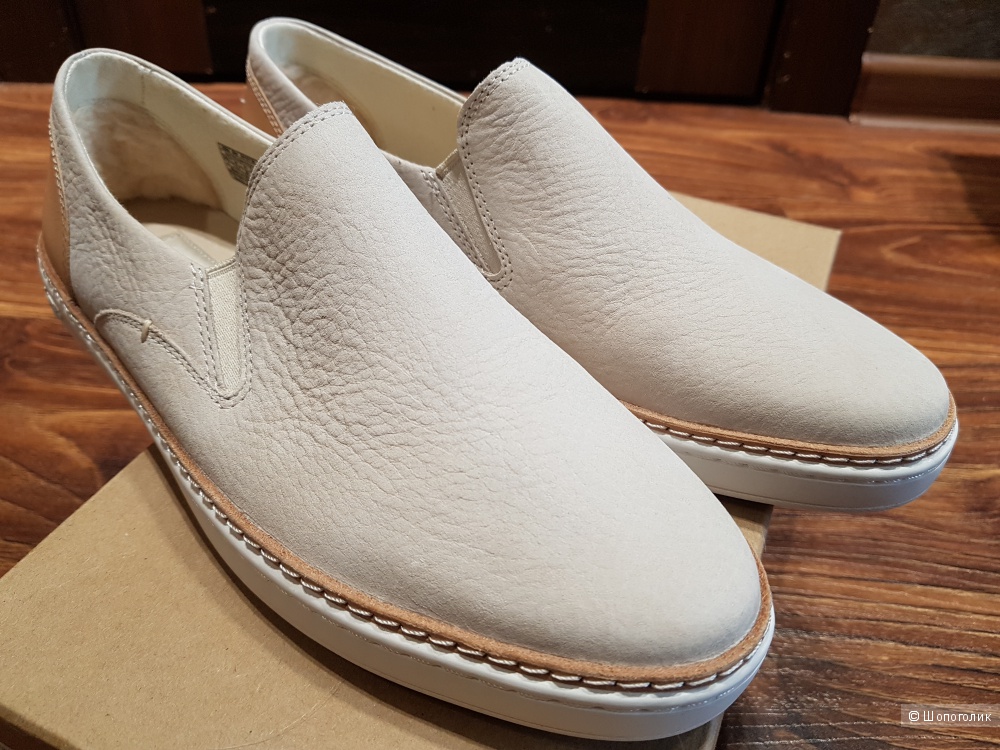 UGG кожаные слипоны р.38