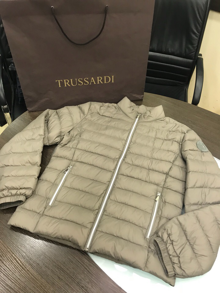 Мужской пуховик Trussardi Jeans, размер 52 (M)