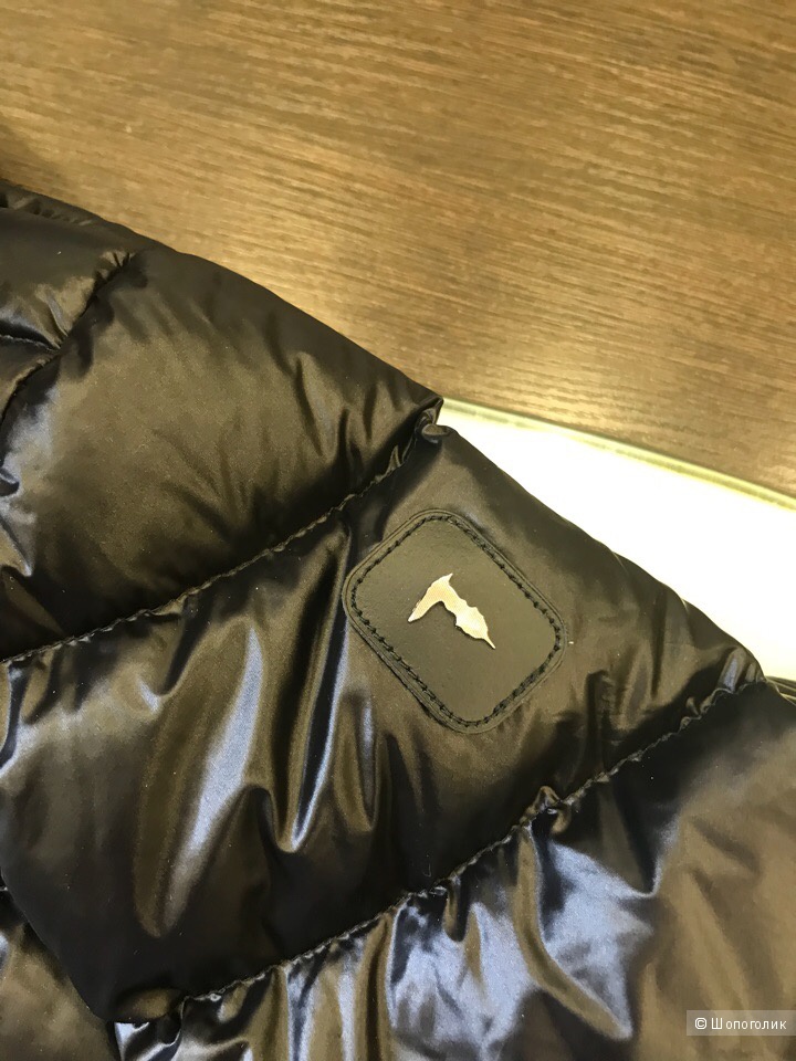 Мужской пуховик Trussardi Jeans, размер 52 и 54