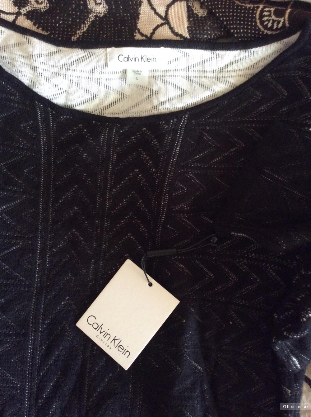 Платье Calvin Klein размер L